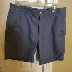 Blue vineyard vines shorts size 32